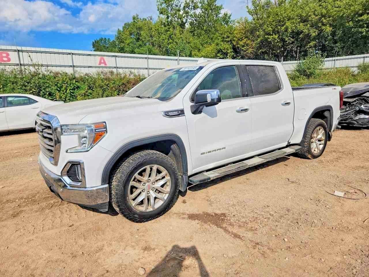 2021 GMC SIERRA K1500 SLT | 3GTU9DET3MG142572 | UPCARS