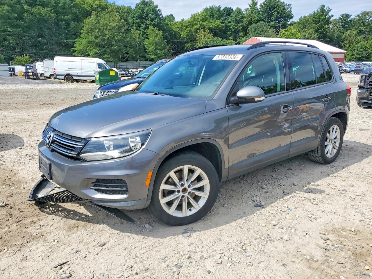 2015 VOLKSWAGEN TIGUAN S | WVGAV7AXXFW540774 | UPCARS