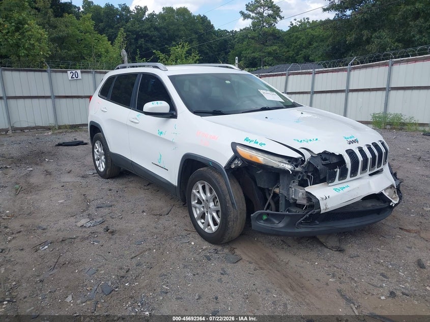 2015 JEEP CHEROKEE LATITUDE | 1C4PJLCB5FW770999 | UPCARS