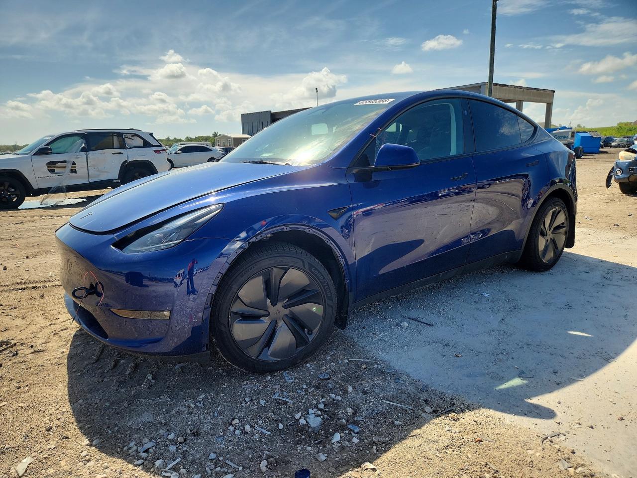 2024 TESLA MODEL Y | 7SAYGAEE8RF100874 | UPCARS