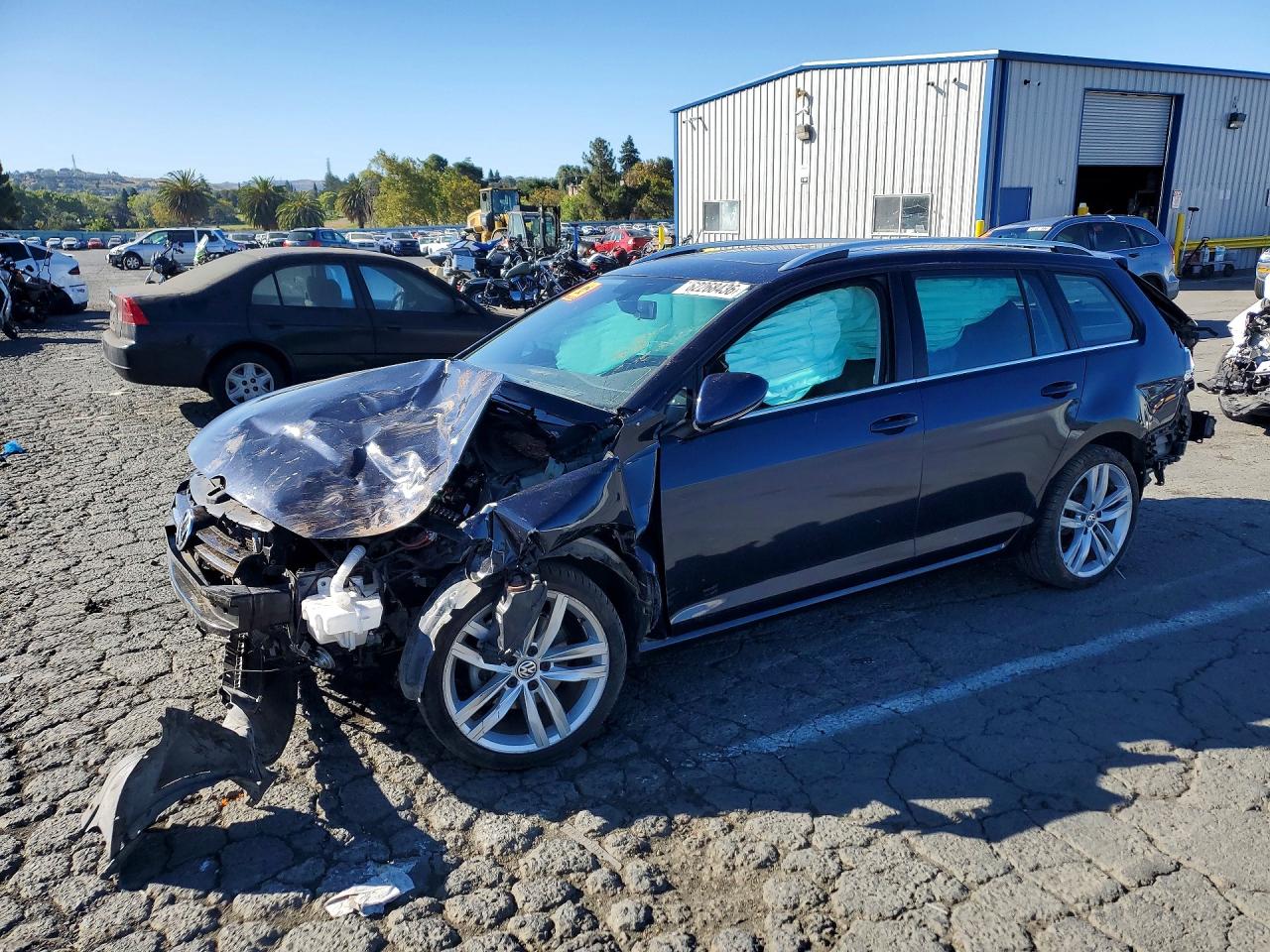 2017 VOLKSWAGEN GOLF S | 3VWC17AUXHM502315 | UPCARS