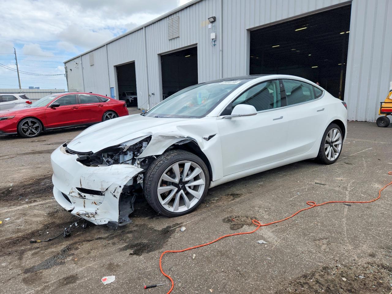 2018 TESLA MODEL 3 | 5YJ3E1EA6JF013764 | UPCARS