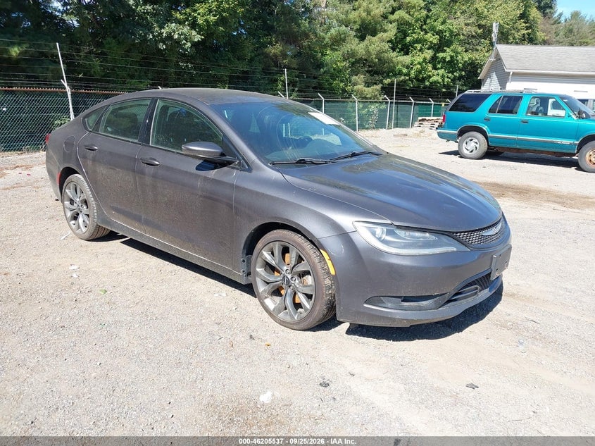 2015 CHRYSLER 200 S | 1C3CCCBG7FN639167 | UPCARS