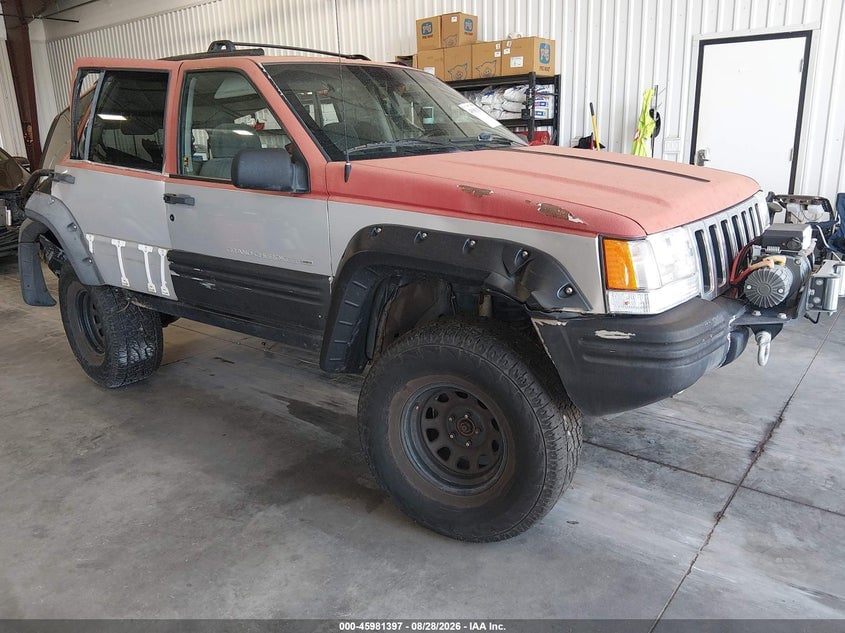 1998 JEEP GRAND CHEROKEE LAREDO | 1J4GZ48Y1WC253108 | UPCARS