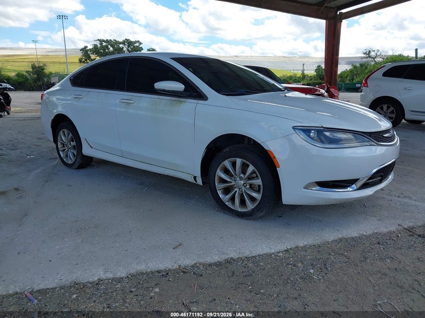 2015 CHRYSLER 200 C | 1C3CCCCB6FN562584 | UPCARS