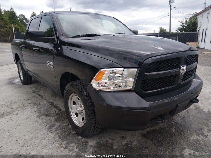 2019 RAM 1500 CLASSIC TRADESMAN  4X4 5'7 BOX | 1C6RR7KG9KS658303 | UPCARS