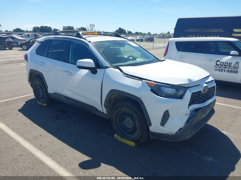 2021 TOYOTA RAV4 LE | 2T3K1RFVXMW104185 | UPCARS