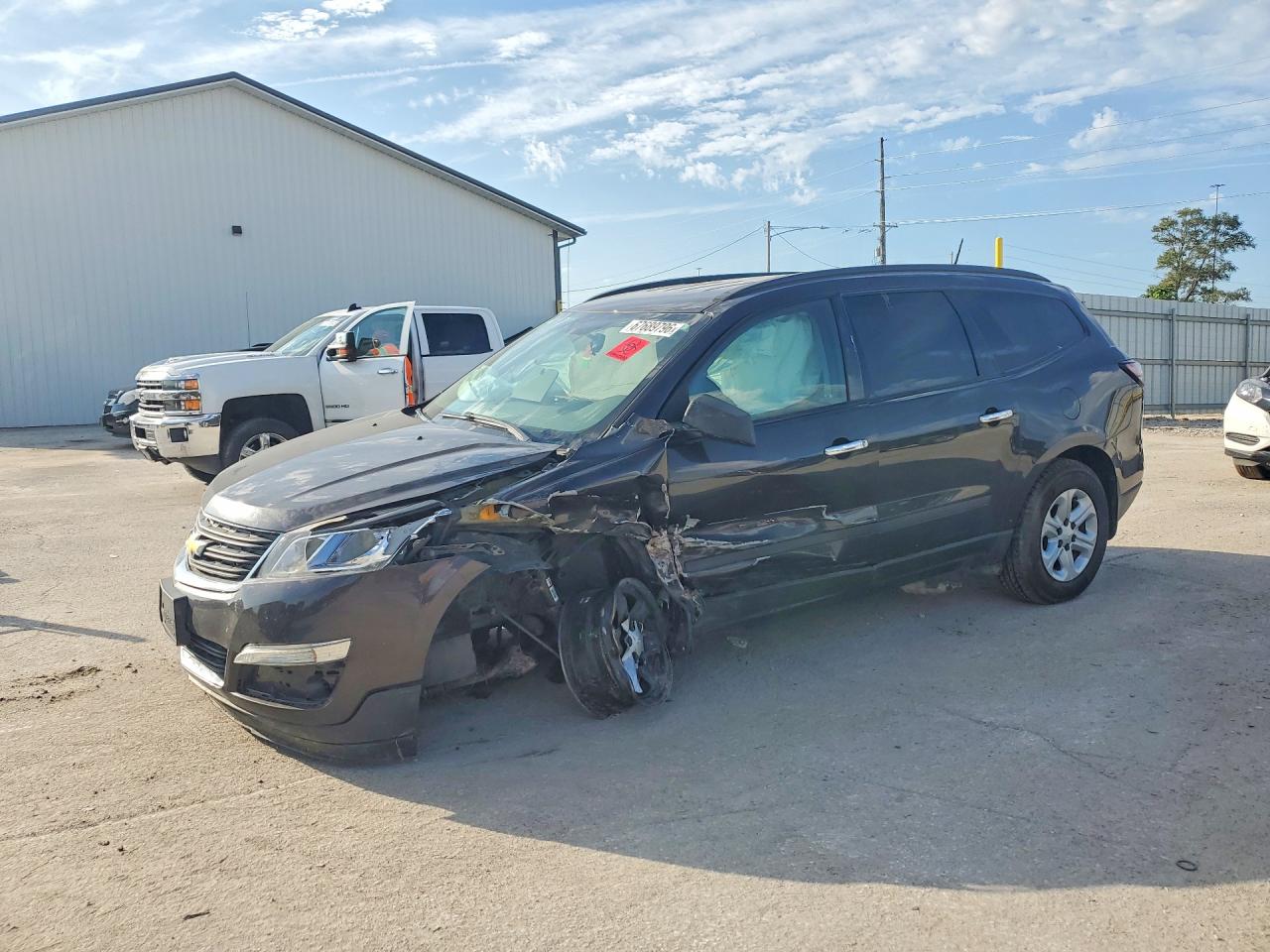 2017 CHEVROLET TRAVERSE LS | 1GNKRFKD5HJ230034 | UPCARS