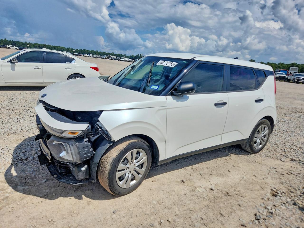 2020 KIA SOU LX | KNDJ22AU8L7724154 | UPCARS