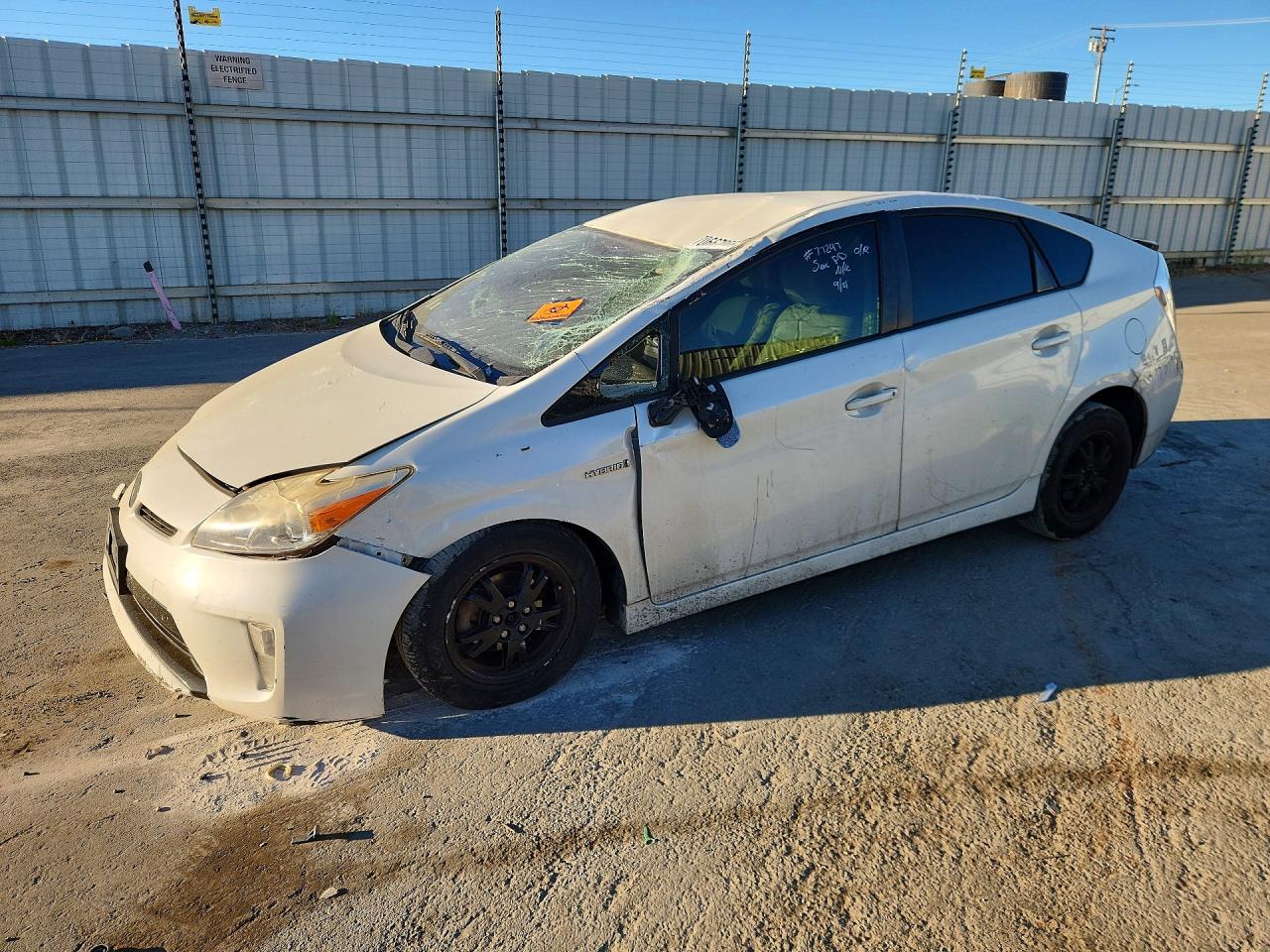 2015 TOYOTA PRIUS THREE | JTDKN3DU1F0420173 | UPCARS