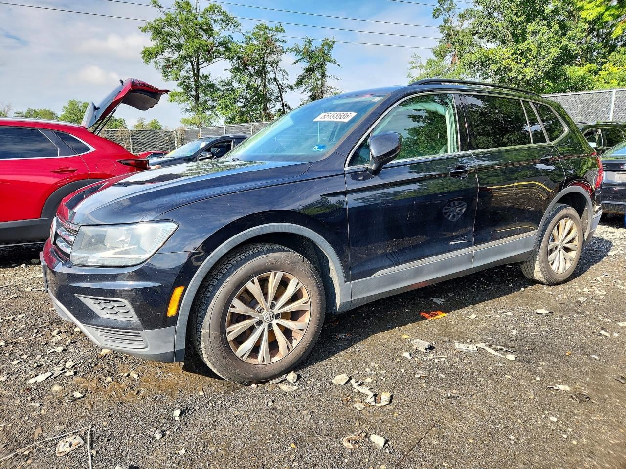 2018 VOLKSWAGEN TIGUAN SE | 3VV3B7AX8JM104473 | UPCARS