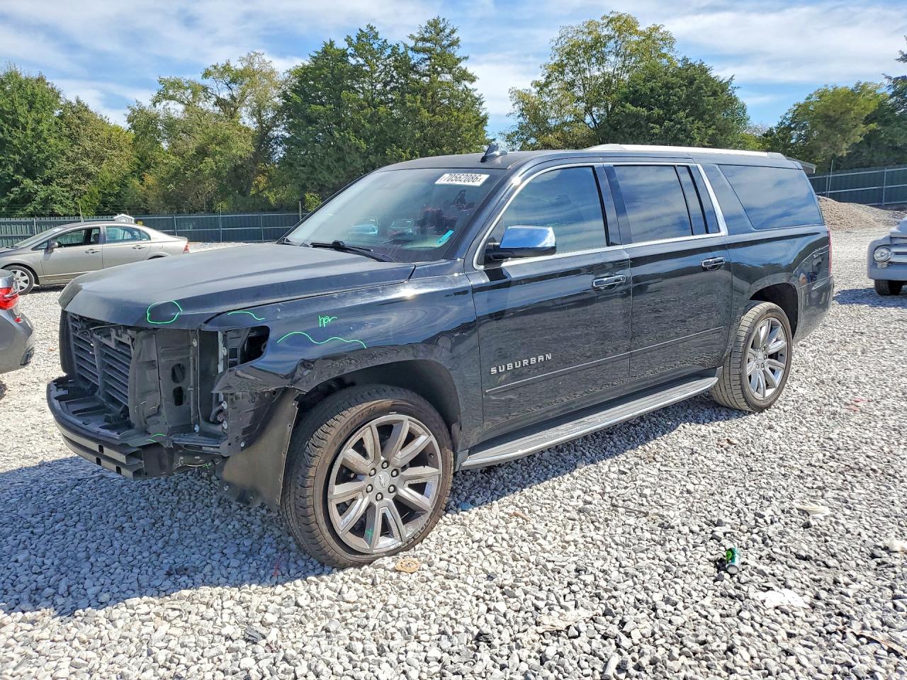 2017 CHEVROLET SUBURBAN C1500 PREMIER | 1GNSCJKC6HR304879 | UPCARS