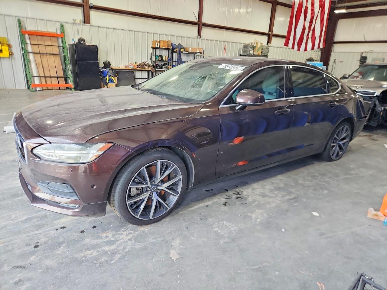 2018 VOLVO S90 T6 MOMENTUM | LVY992MK2JP035872 | UPCARS