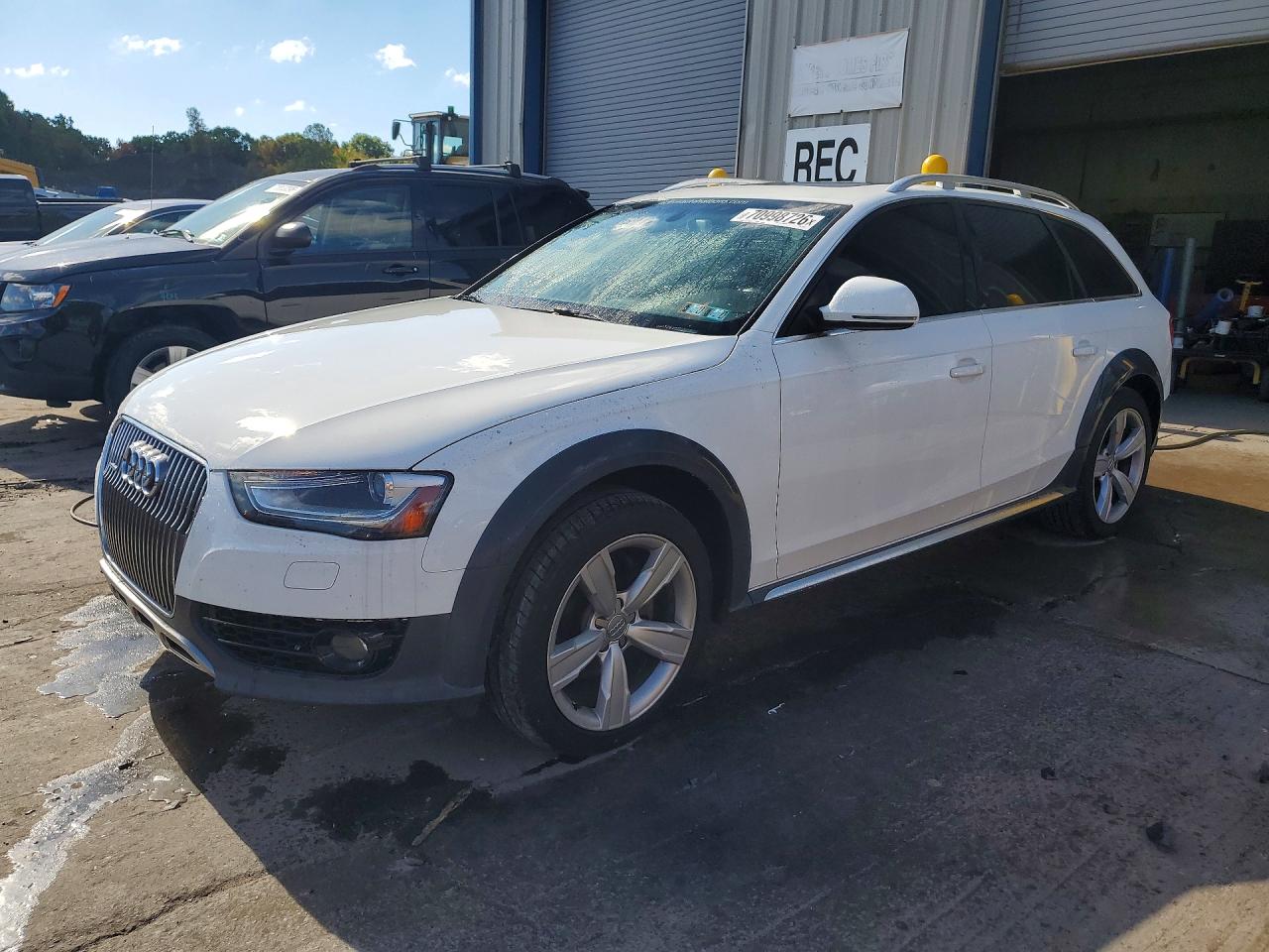 2013 AUDI A4 PREMIUM PLUS | WA1UFAFL5DA134004 | UPCARS