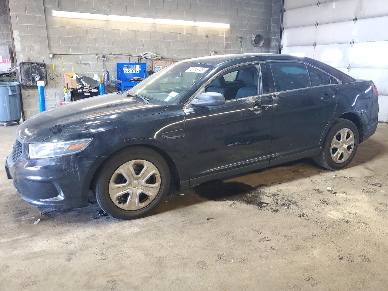 2017 FORD TAURUS POLICE INTERCEPTOR | 1FAHP2MKXHG123612 | UPCARS