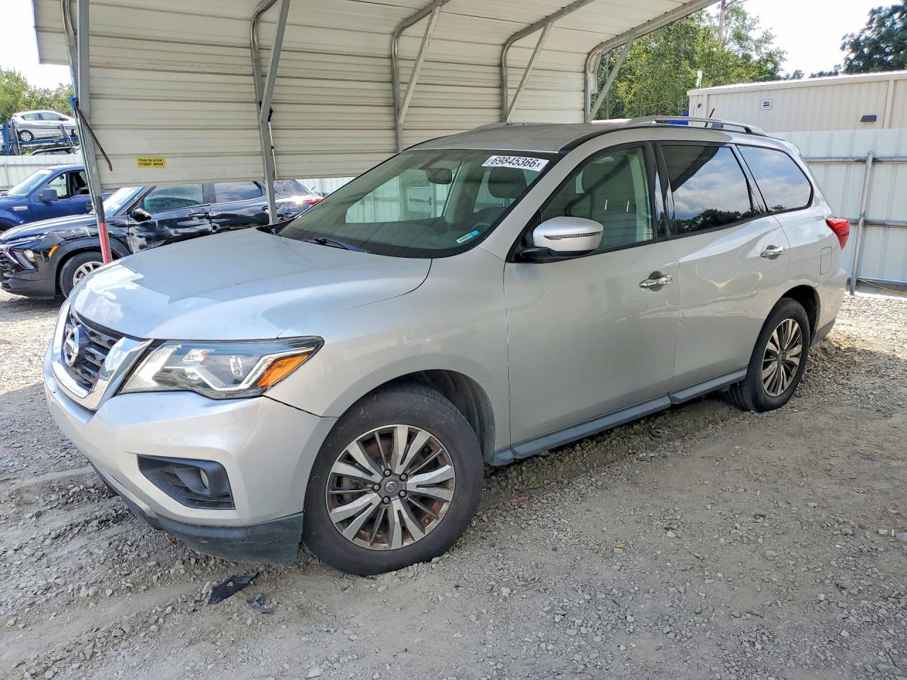 2018 NISSAN PATHFINDER SV | 5N1DR2MN9JC639868 | UPCARS