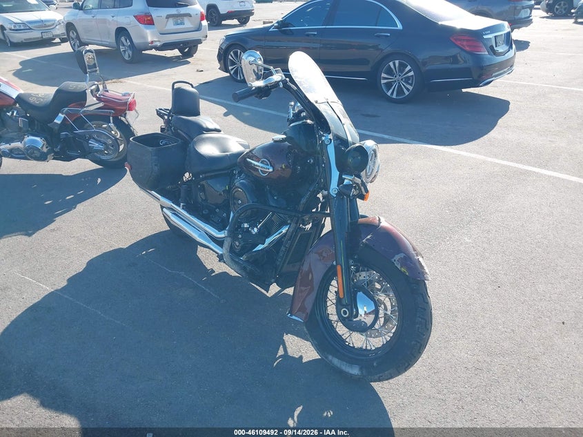 2018 HARLEY-DAVIDSON FLHC HERITAGE CLASSIC | 1HD1YAJ13JC031610 | UPCARS