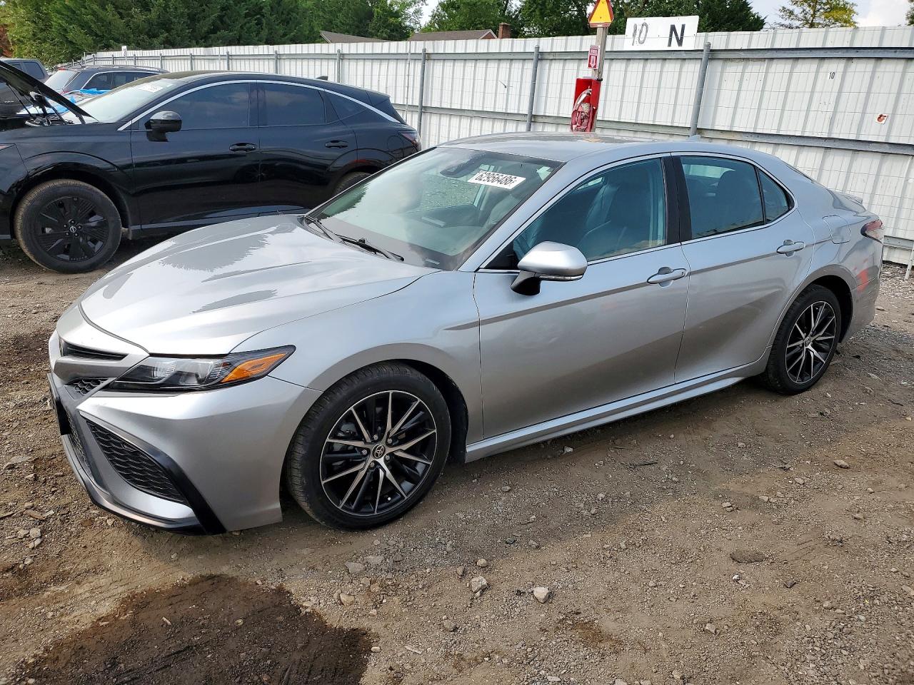 2022 TOYOTA CAMRY SE | 4T1G11AKXNU627723 | UPCARS