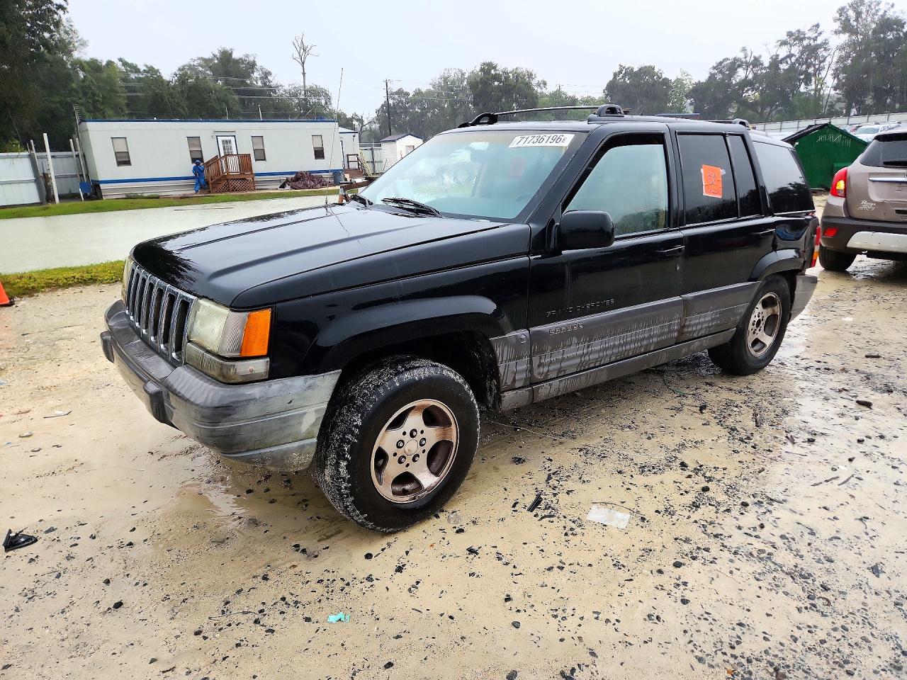 1997 JEEP CHEROKEE LAREDO | 1J4FX58S7VC724129 | UPCARS