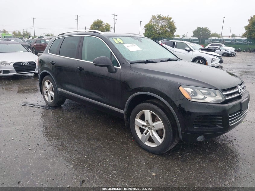 2014 VOLKSWAGEN TOUAREG LUX | WVGEP9BP8ED005300 | UPCARS