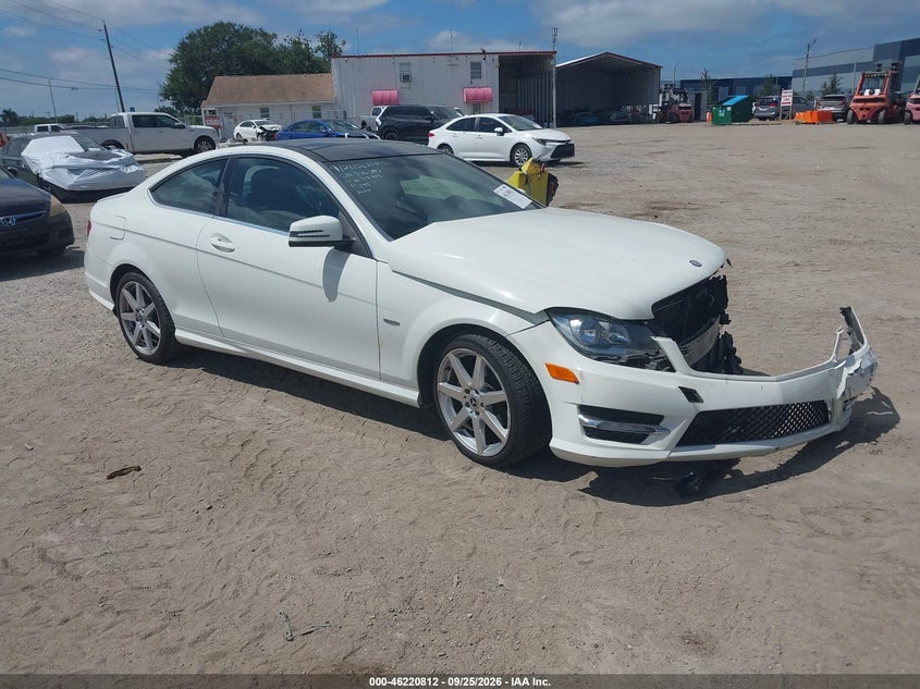 2012 MERCEDES-BENZ C 250 | WDDGJ4HB7CF819443 | UPCARS