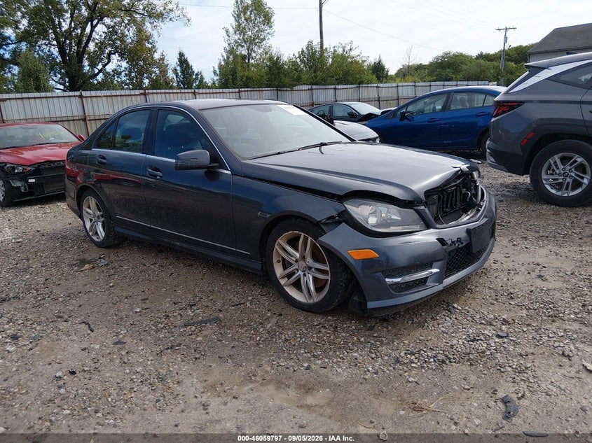 2013 MERCEDES-BENZ C 300 SPORT 4MATIC | WDDGF8AB1DG111249 | UPCARS