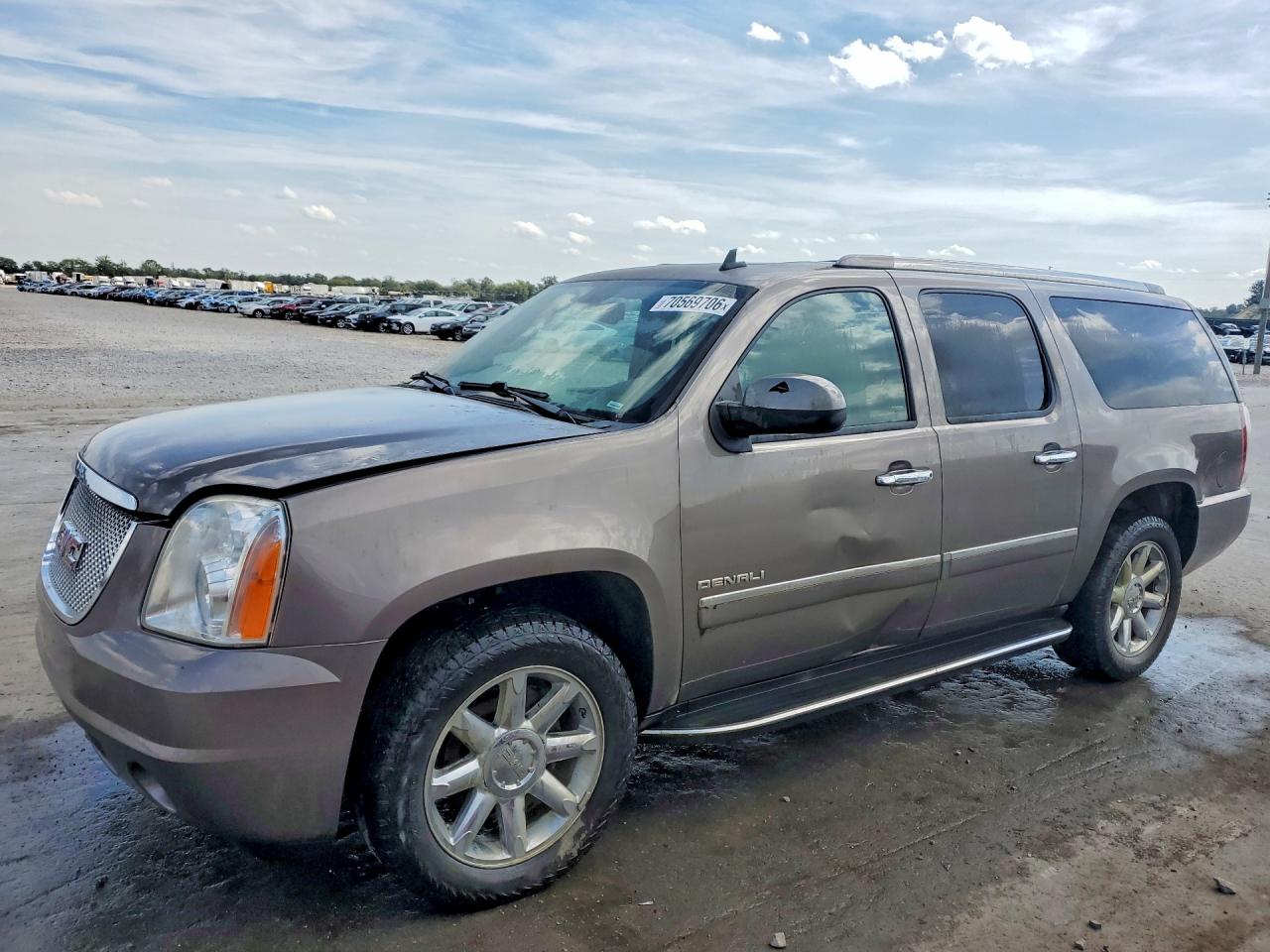 2013 GMC YUKON DENALI | 1GKS2MEFXDR284623 | UPCARS