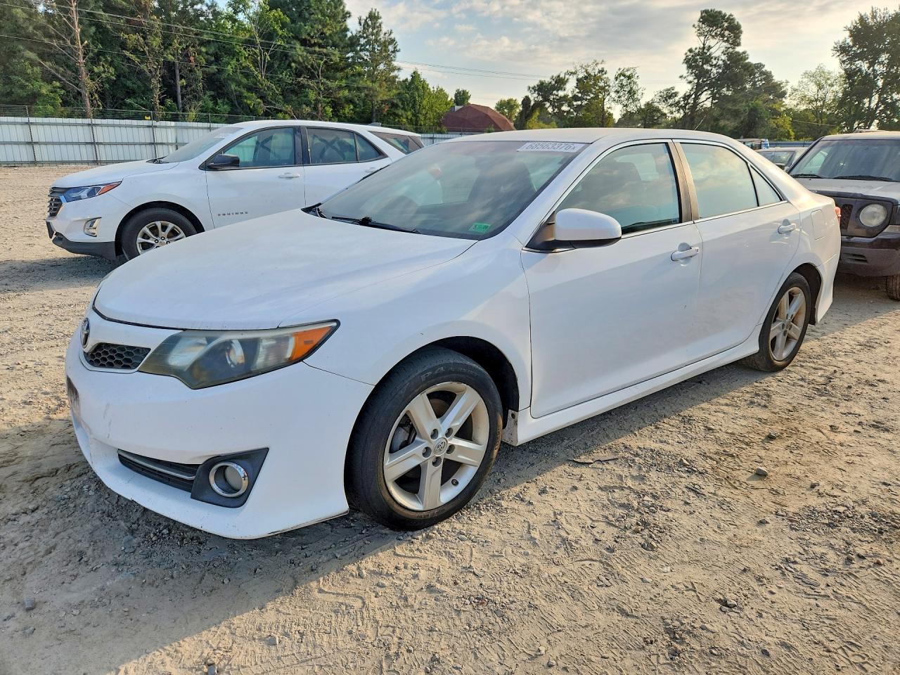 2014 TOYOTA CAMRY SE | 4T1BF1FKXEU392972 | UPCARS