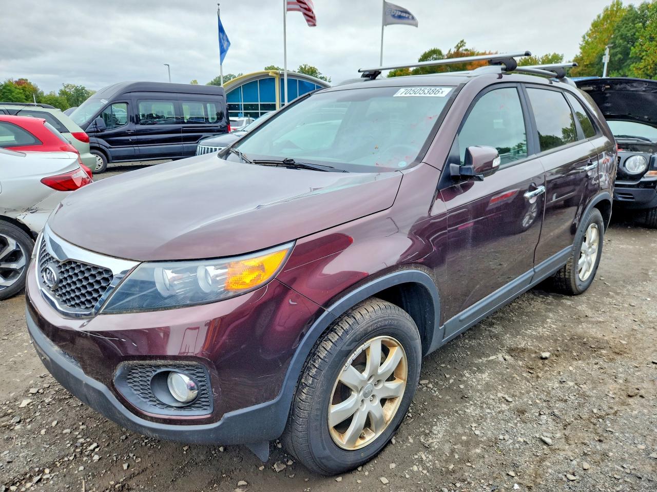 2013 KIA SORENTO LX | 5XYKT3A63DG379046 | UPCARS