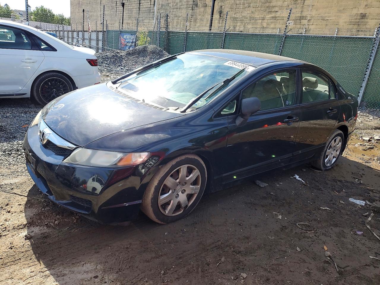 2010 HONDA CIVIC LX | 2HGFA1F54AH300574 | UPCARS