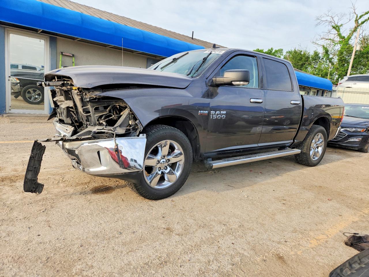 2016 RAM 1500 SLT | 3C6RR7LT8GG183933 | UPCARS
