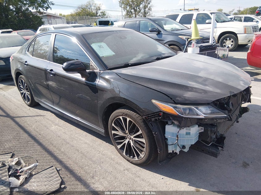 2018 TOYOTA CAMRY SE | 4T1B11HKXJU536333 | UPCARS