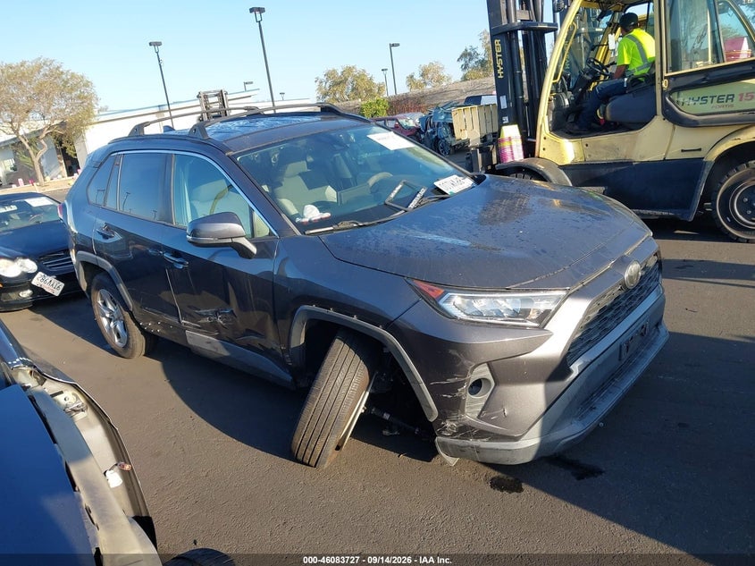 2020 TOYOTA RAV4 XLE | 2T3W1RFV8LW081294 | UPCARS
