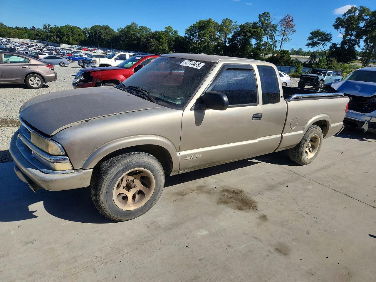 2000 CHEVROLET S10 | 1GCCS1954YK263670 | UPCARS