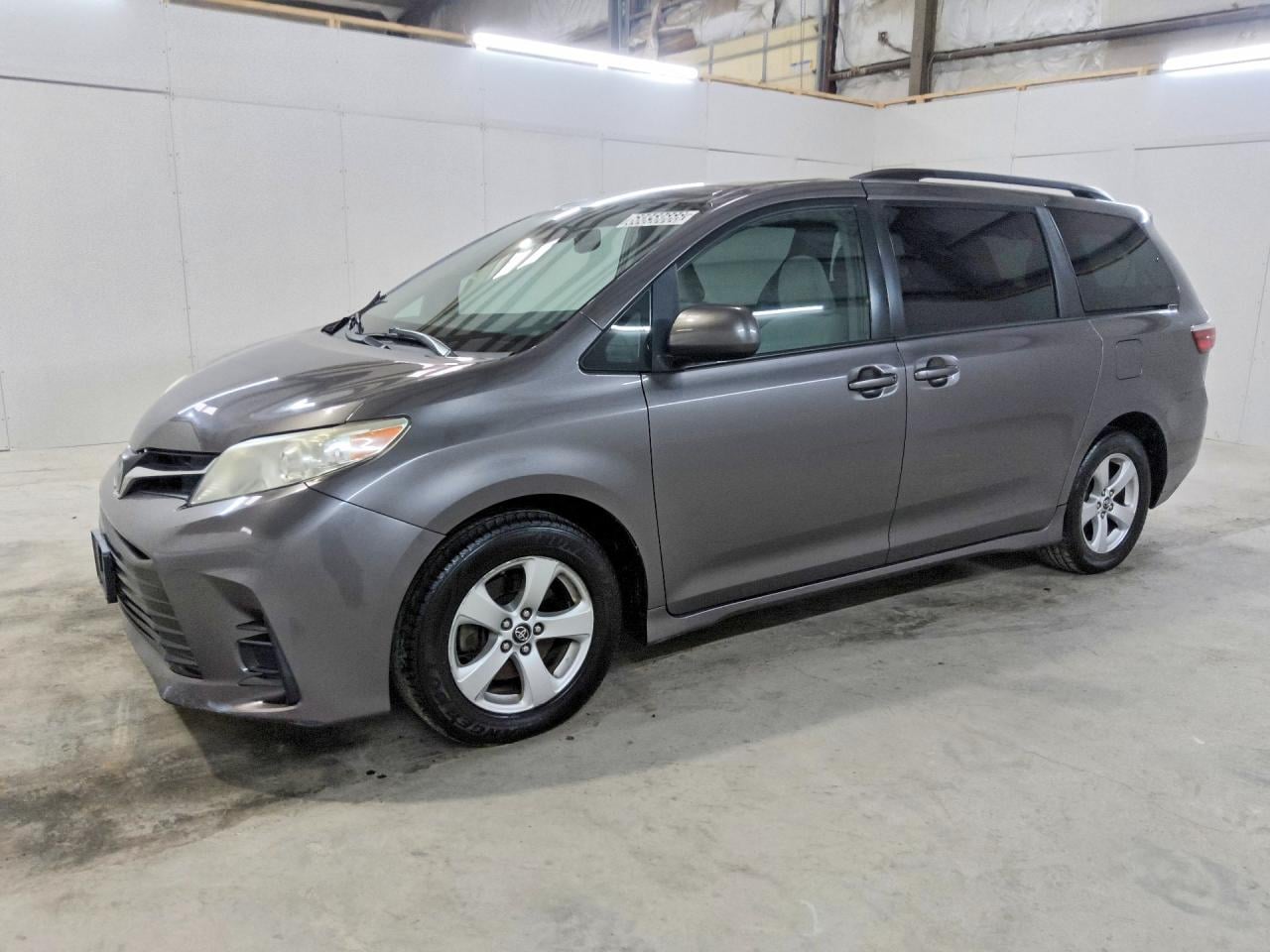 2019 TOYOTA SIENNA LE | 5TDKZ3DCXKS013097 | UPCARS