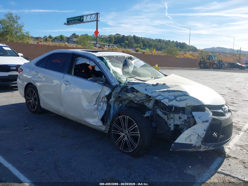 2016 TOYOTA CAMRY LE/XLE/SE/XSE | 4T1BF1FK8GU186066 | UPCARS