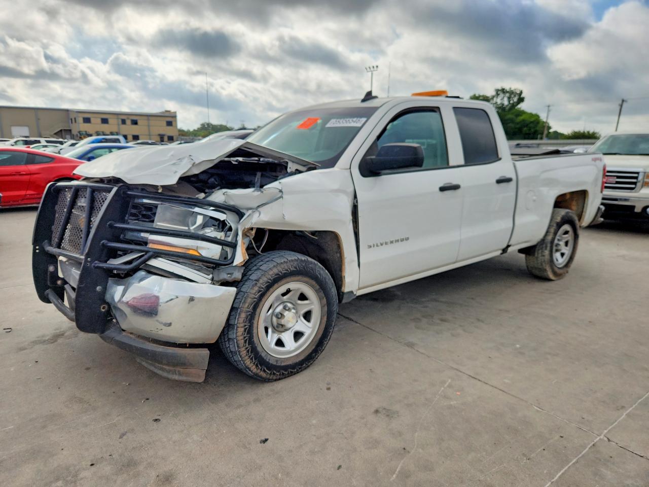 2018 CHEVROLET SILVERADO K1500 | 1GCVKNEC6JZ132807 | UPCARS