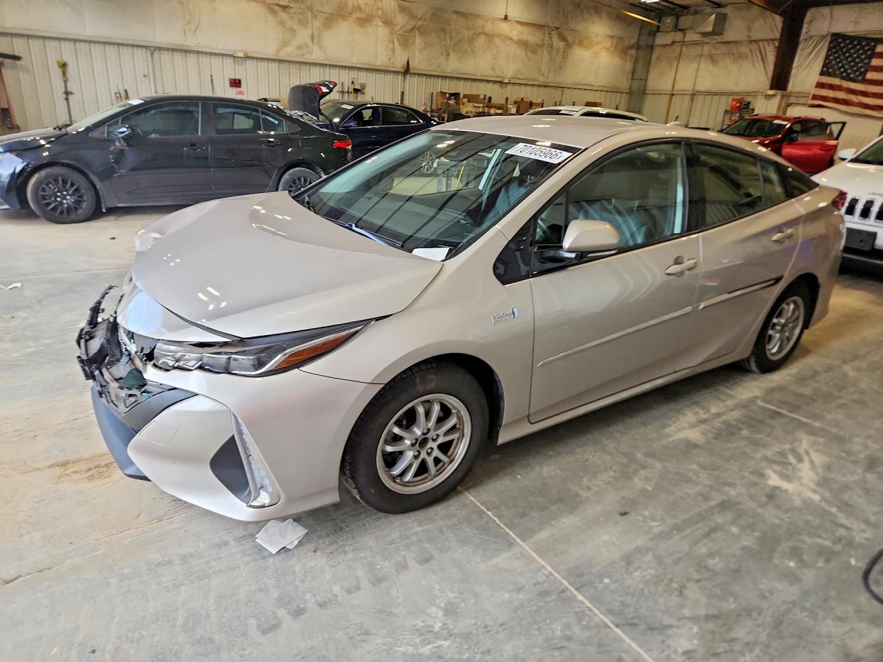 2020 TOYOTA PRIUS XLE | JTDKARFP1L3126563 | UPCARS