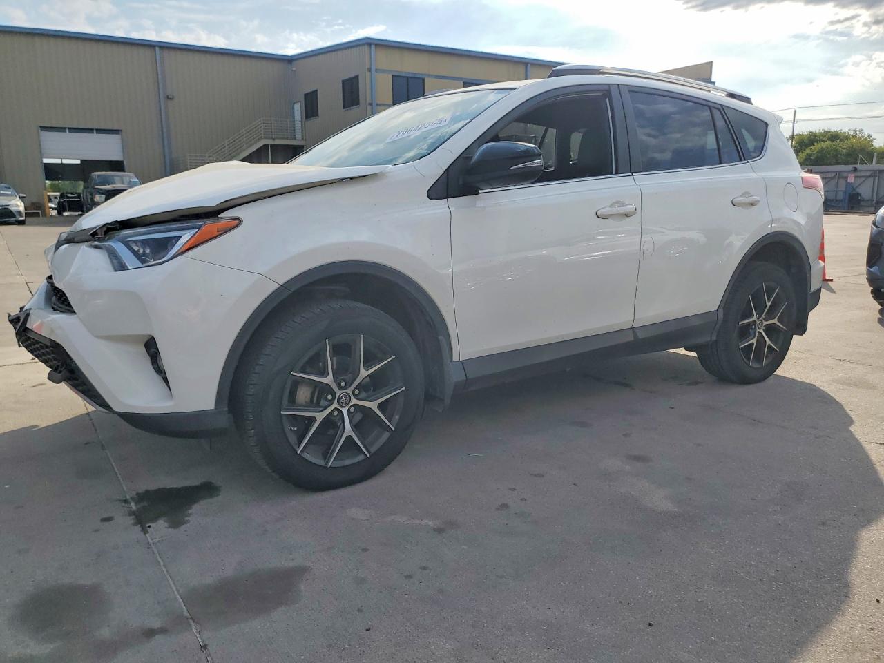 2017 TOYOTA RAV4 SE | JTMNFREV2HJ140828 | UPCARS