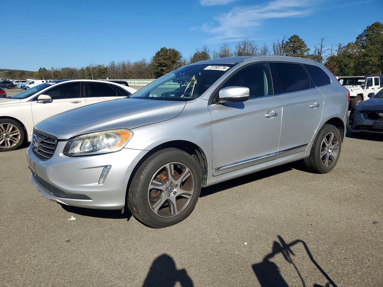 2014 VOLVO XC60 T6 | YV4902DZ9E2547806 | UPCARS