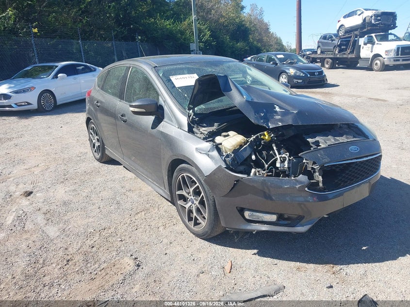 2015 FORD FOCU SE | 1FADP3K22FL209461 | UPCARS
