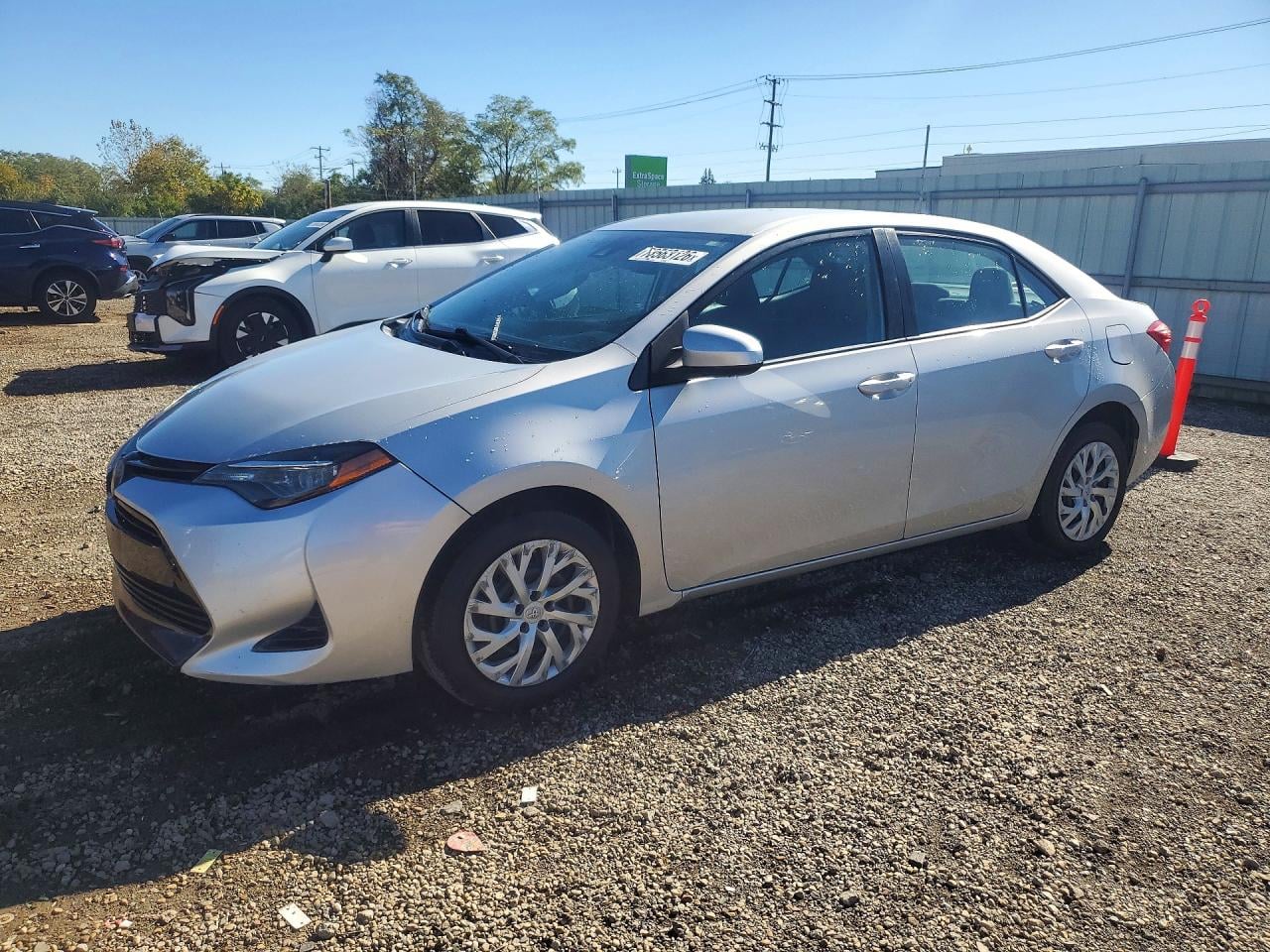 2018 TOYOTA COROLLA LE | 5YFBURHE2JP846736 | UPCARS