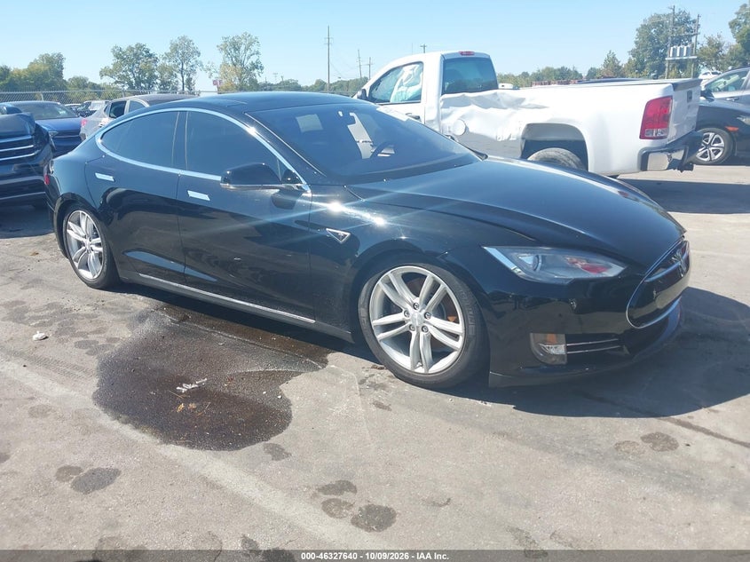 2013 TESLA MODEL S PERFORMANCE | 5YJSA1DPXDFP04636 | UPCARS