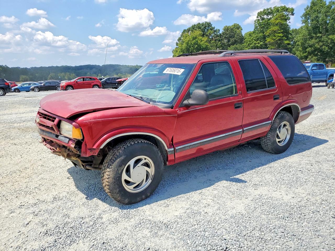 1997 CHEVROLET BLAZER | 1GNDT13W3V2186120 | UPCARS