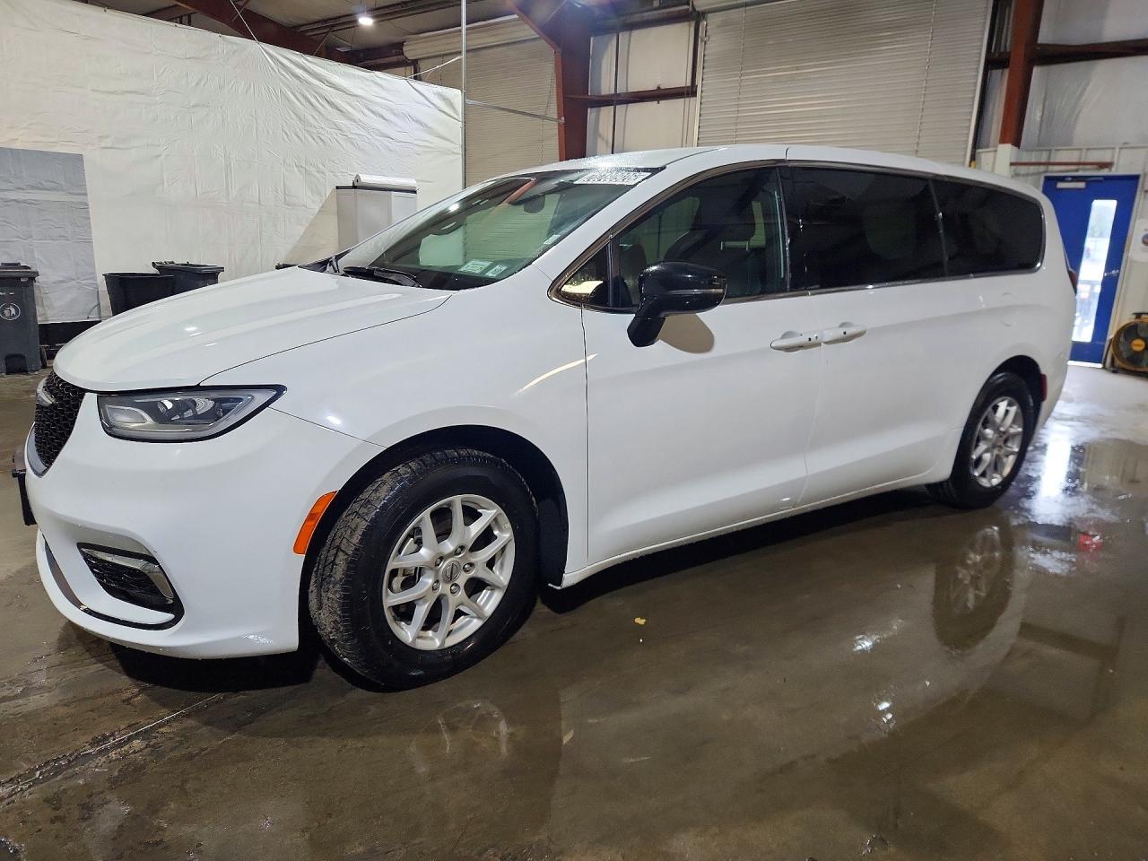 2025 CHRYSLER PACIFICA SELECT | 2C4RC1BG0SR510002 | UPCARS