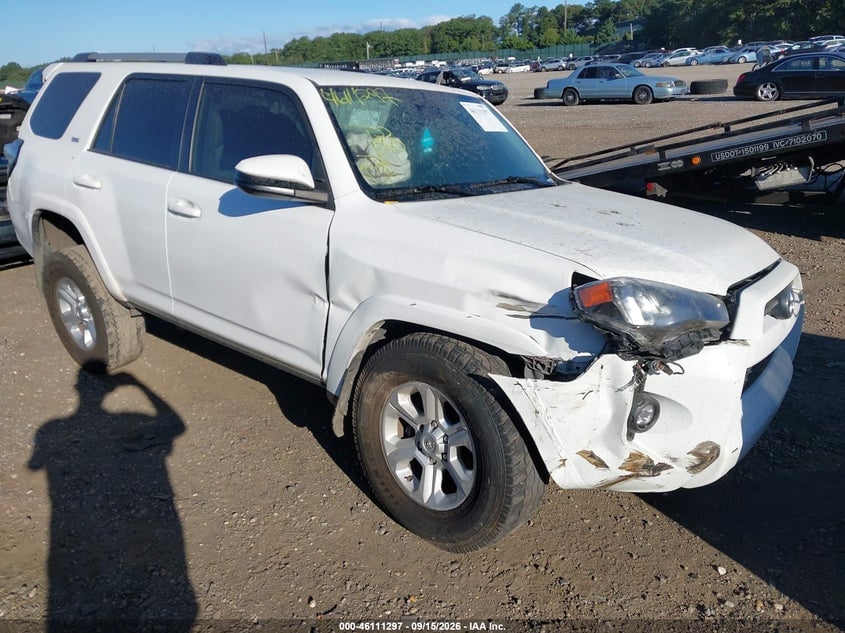 2022 TOYOTA 4RUNNER SR5 | JTEEU5JR7N5263435 | UPCARS