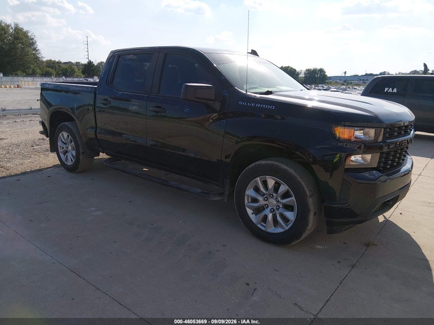 2021 CHEVROLET SILVERADO 1500 4WD  SHORT BED CUSTOM | 1GCPYBEK9MZ355053 | UPCARS