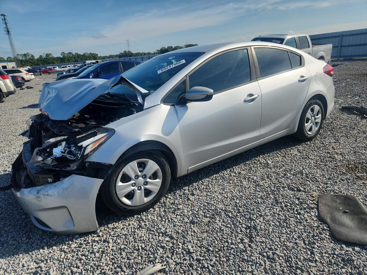 2017 KIA FORTE LX | 3KPFK4A79HE020614 | UPCARS
