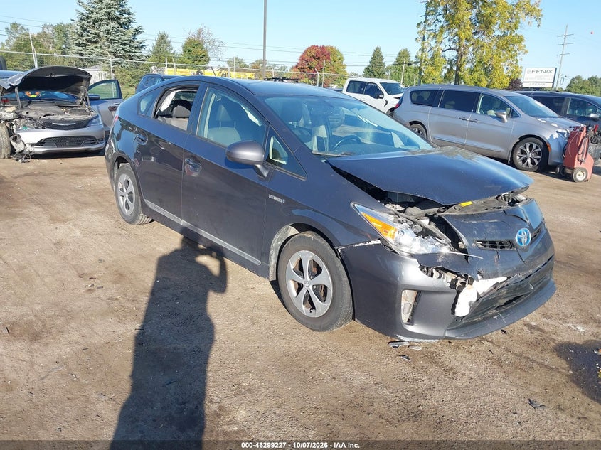 2015 TOYOTA PRIUS FOUR | JTDKN3DU6F0424462 | UPCARS