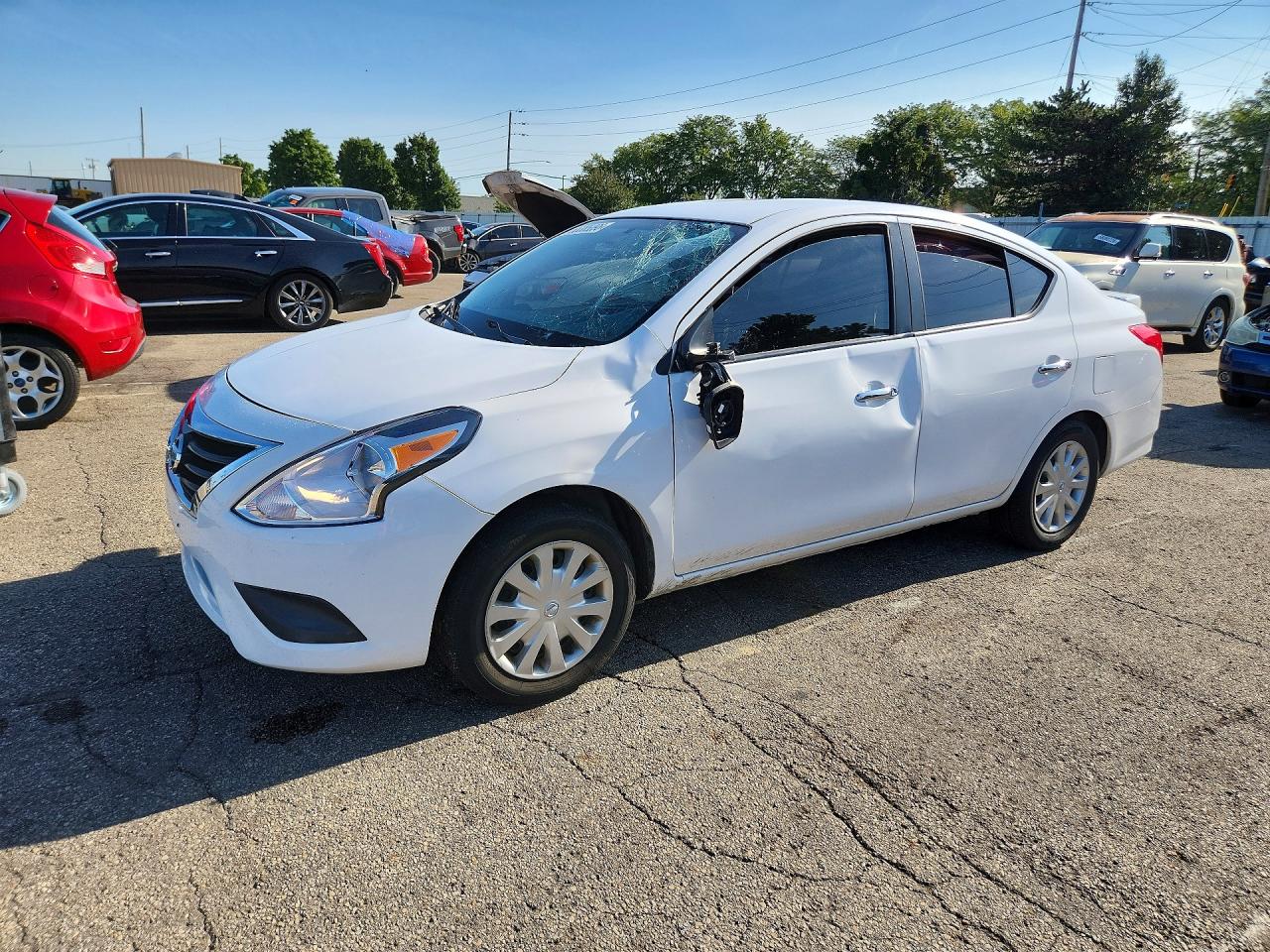 2019 NISSAN VERSA SV | 3N1CN7AP6KL860982 | UPCARS